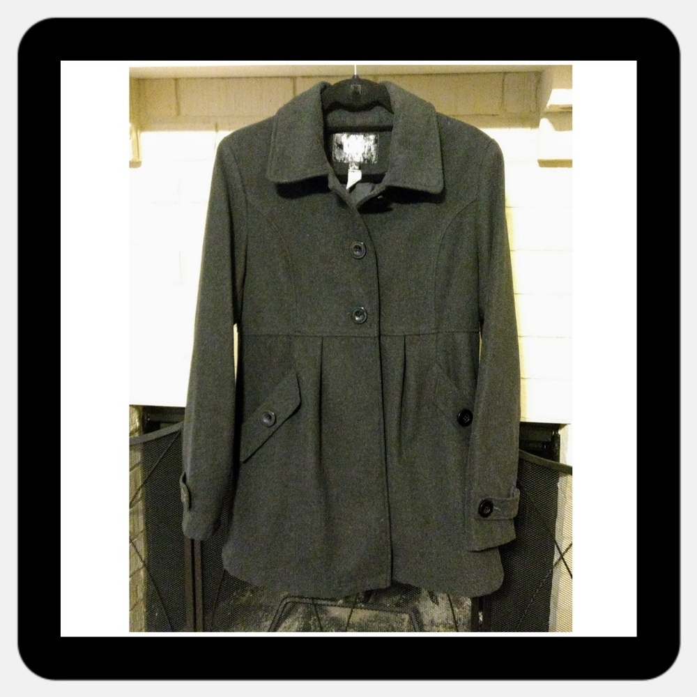 Cute and Cozy Dark Gray Winter Coat